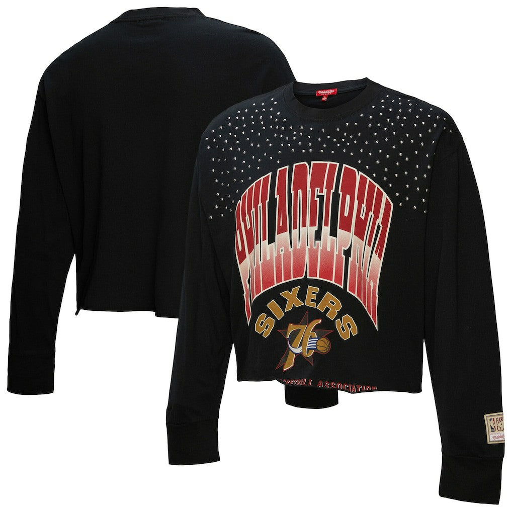 Mitchell & Ness - Philadelphia 76ers Women's Hardwood Classics Studded Boxy Cropped Long Sleeve T-Shirt - Black