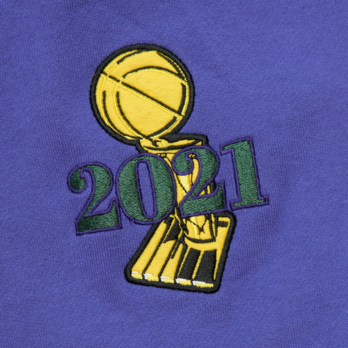 Mitchell & Ness - Milwaukee Bucks Hardwood Classics Team OG 3.0 Pullover Hoodie - Purple