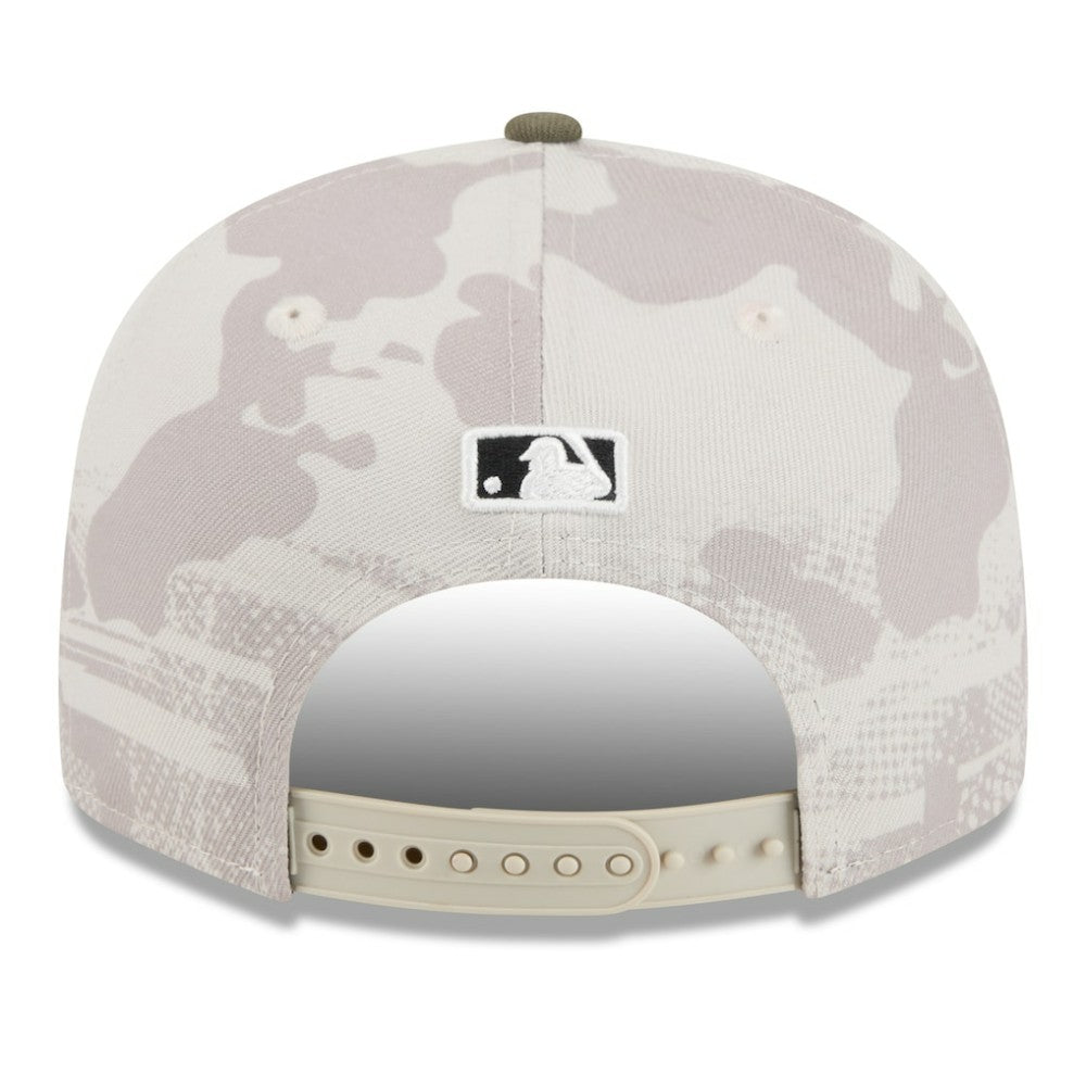 Chicago White Sox New Era 2025 Armed Forces Day Split Panel 9FIFTY Snapback Hat Lifestyle