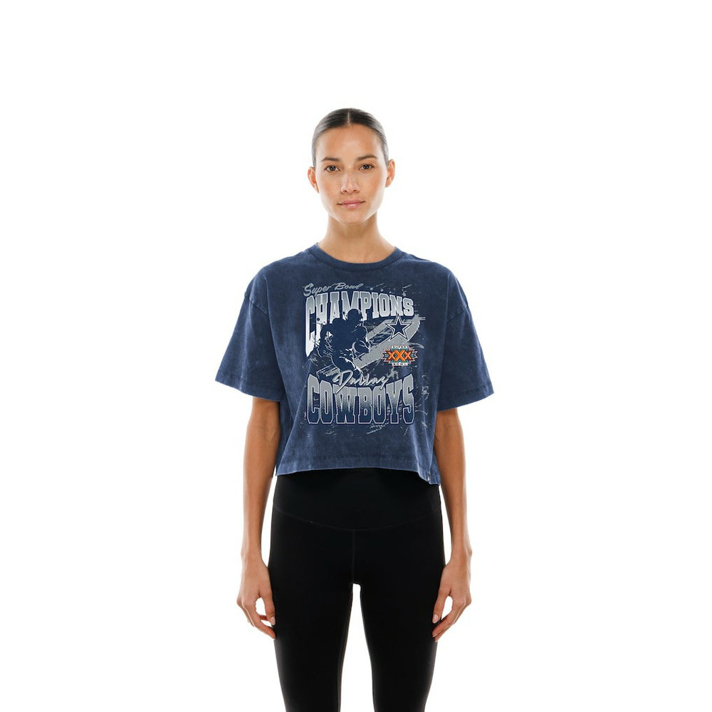 Dallas Cowboys New Era Women's Cropped Boxy Sport Classics Mineral Wash T-Shirt Navy - NFL