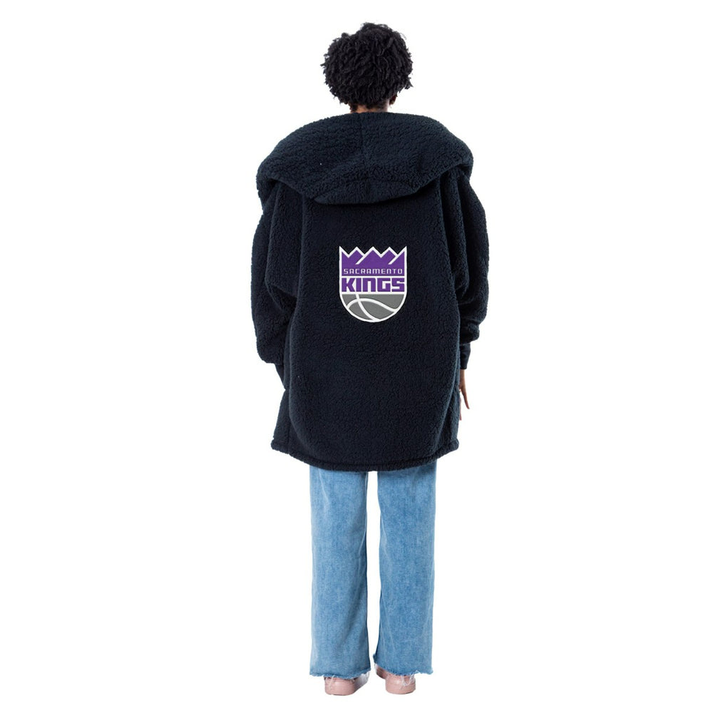 NBA - The Best Lounger in the World By Jill Martin Sacramento Kings Unisex Black Oversized Open-Front Hoodie Sweater