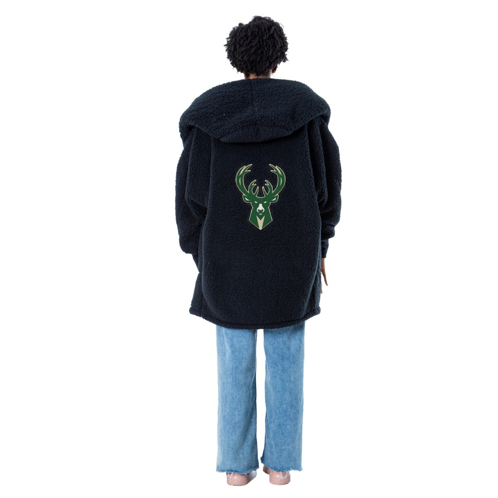 NBA - The Best Lounger in the World By Jill Martin Milwaukee Bucks Unisex Black Oversized Open-Front Hoodie Sweater