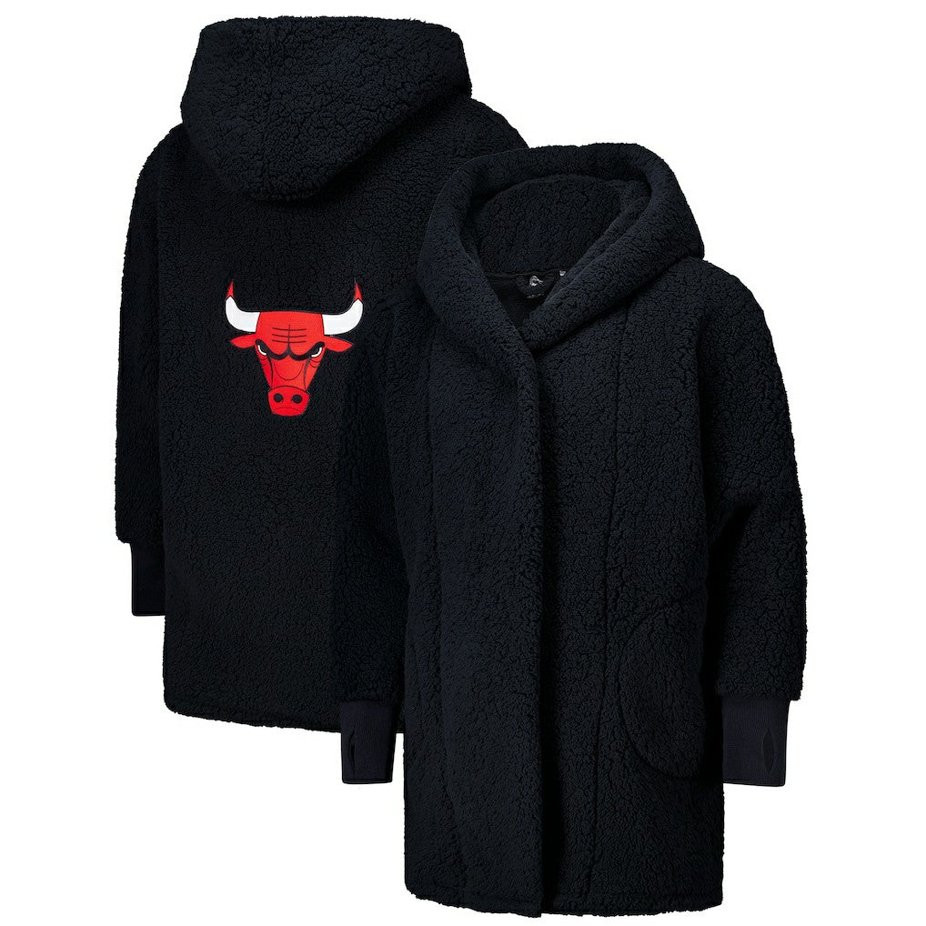 NBA - The Best Lounger in the World By Jill Martin Chicago Bulls Unisex Black Oversized Open-Front Hoodie Sweater