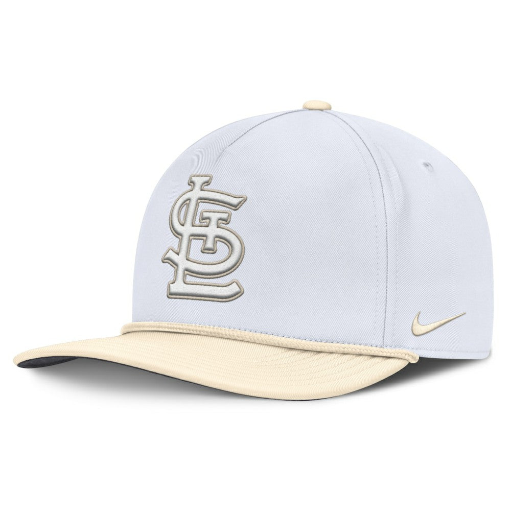 St. Louis Cardinals Nike Pro Performance Snapback Hat Lifestyle