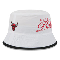 New Era - Chicago Bulls 2025 NBA Draft Nylon Bucket Hat - White/Black
