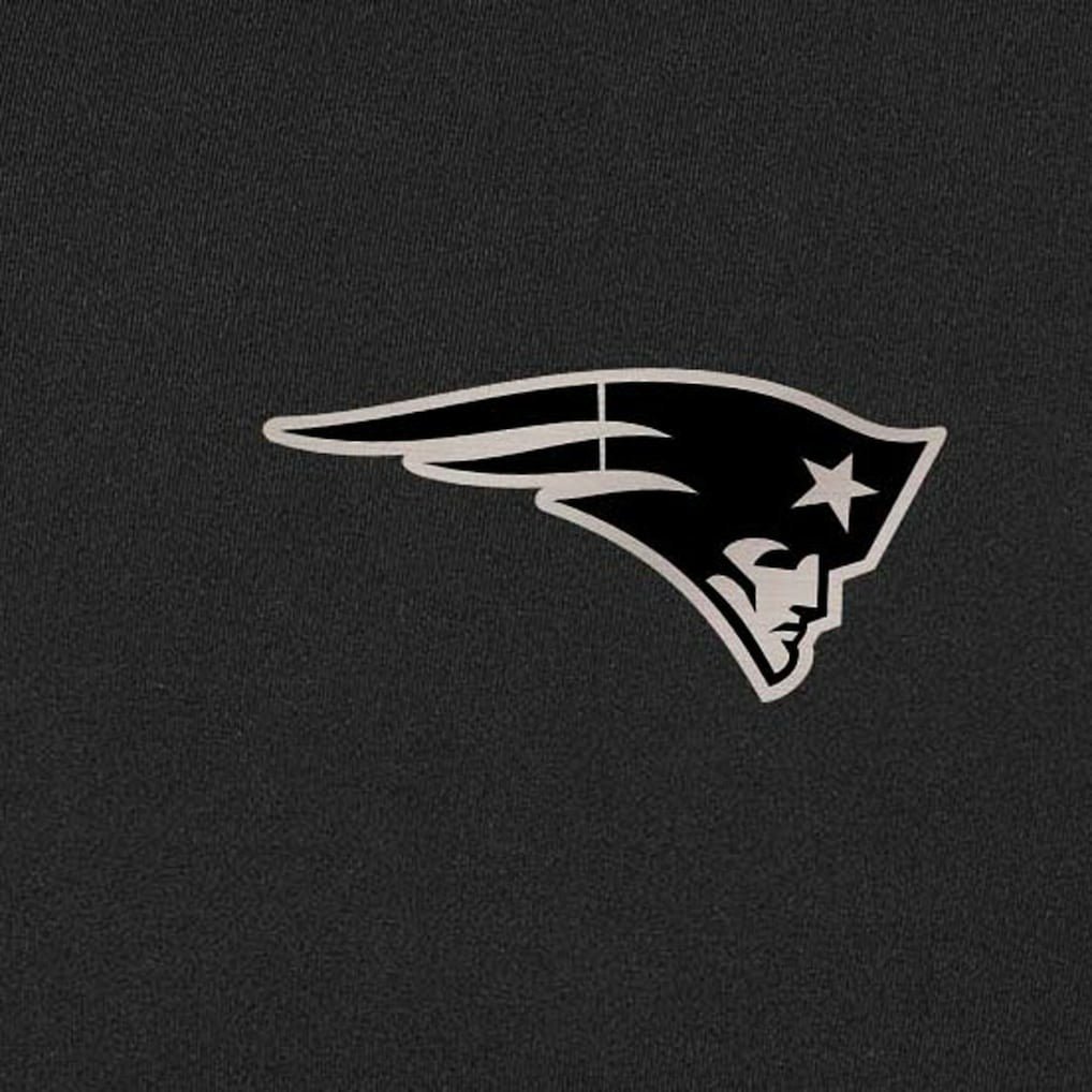 New England Patriots Antigua Content Quarter-Zip Pullover Top Black - NFL