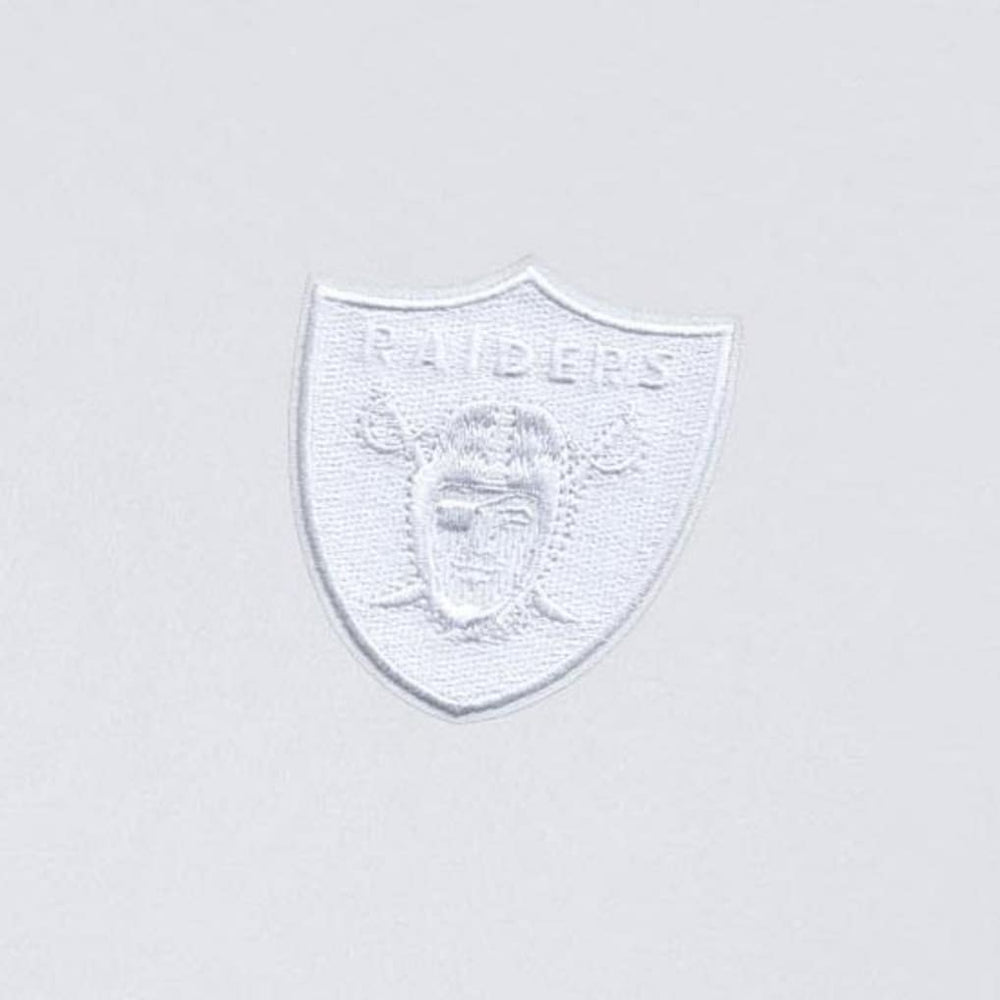 Las Vegas Raiders Antigua Intent Quarter-Zip Top White - NFL