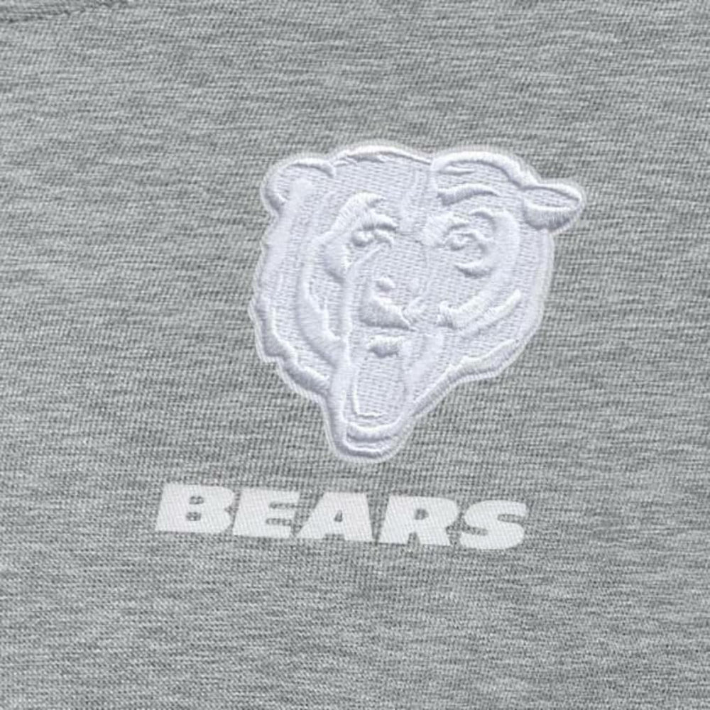Chicago Bears Antigua Women's Victory Crew Pullover Sweatshirt Heather Gray - NFL