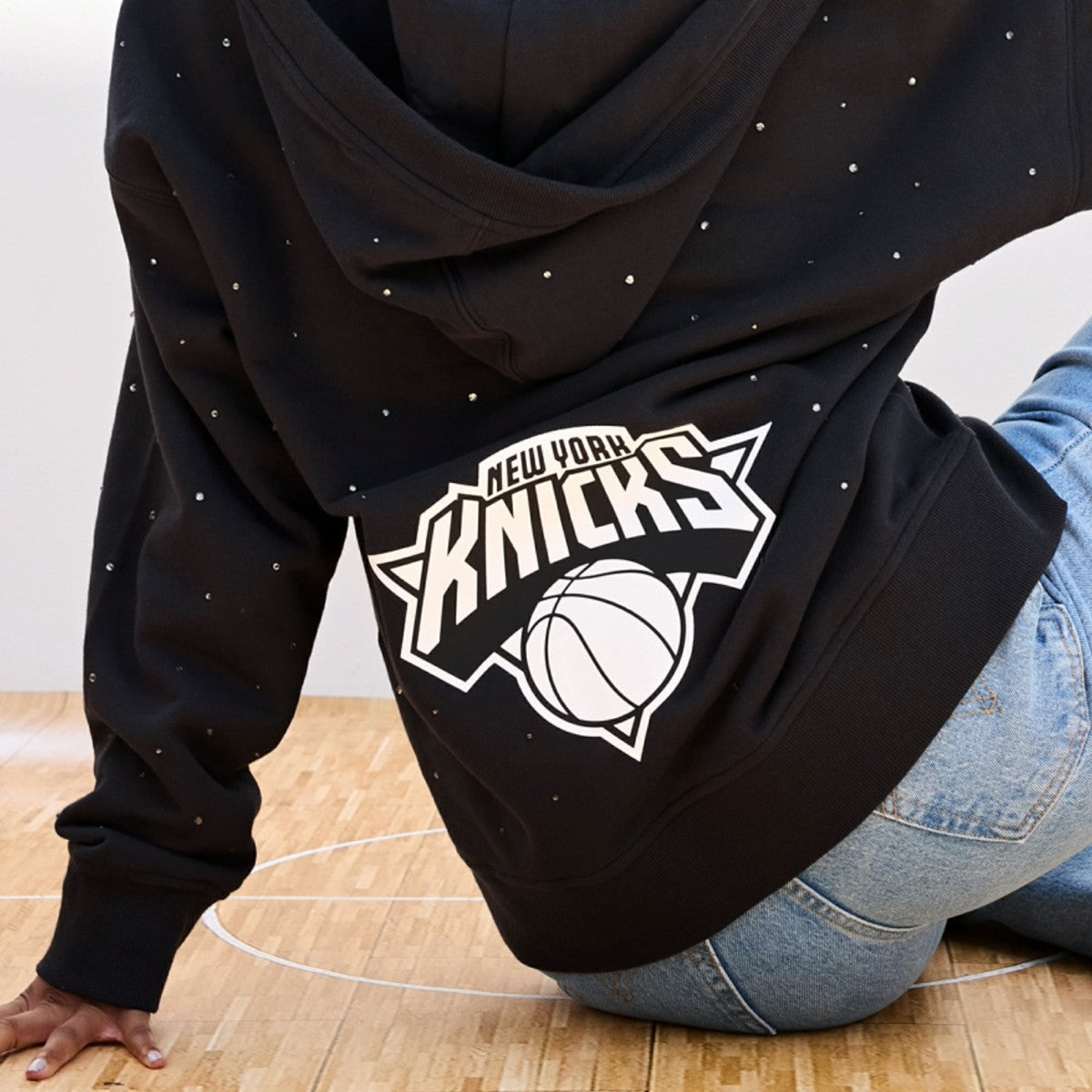 NBA - New York Knicks Terez Women's Oversized Allover Gemstone Full-Zip Hoodie - Black