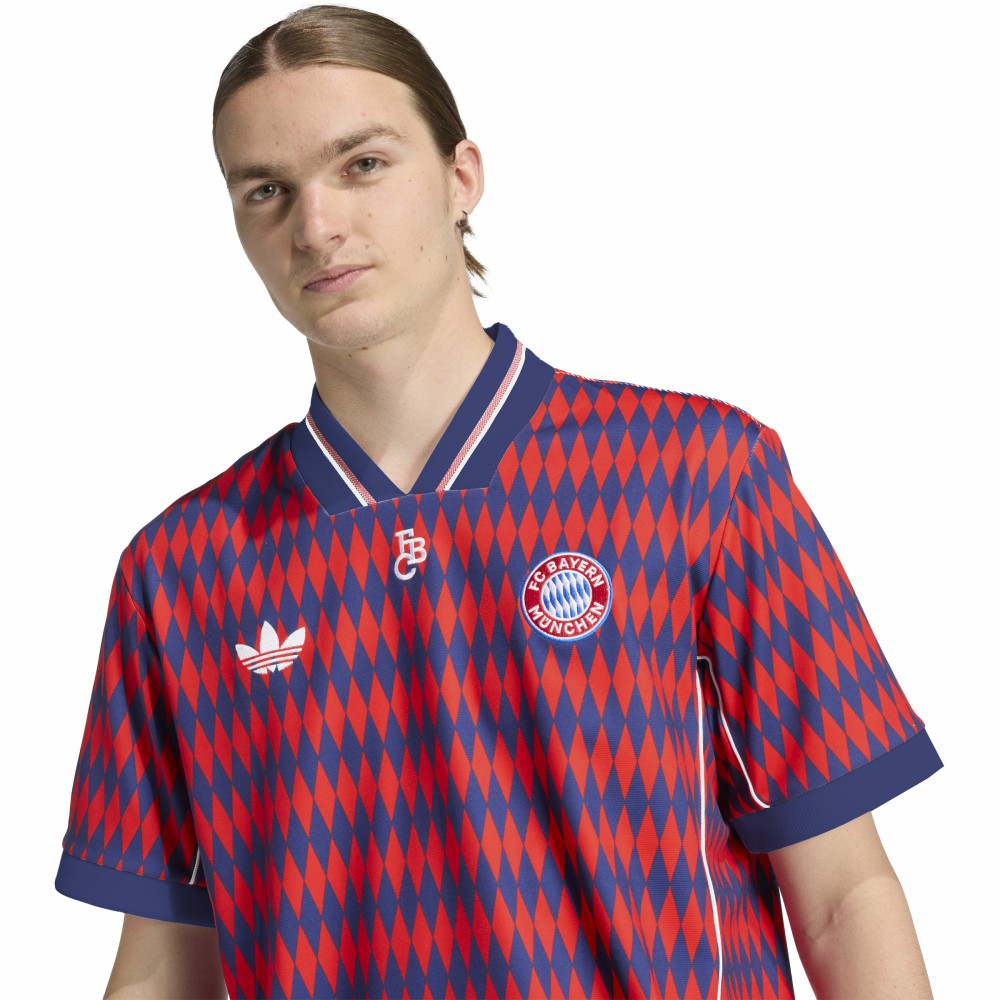 Adidas Bayern Munich Unisex Lifestyler Fashion Jerseys - Red