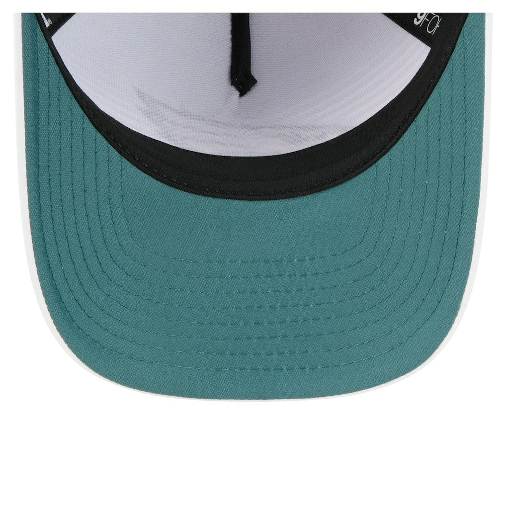 Philadelphia Eagles New Era Adventure Gradient 9FORTY M-Crown A-Frame Adjustable Hat White/Midnight Green - NFL