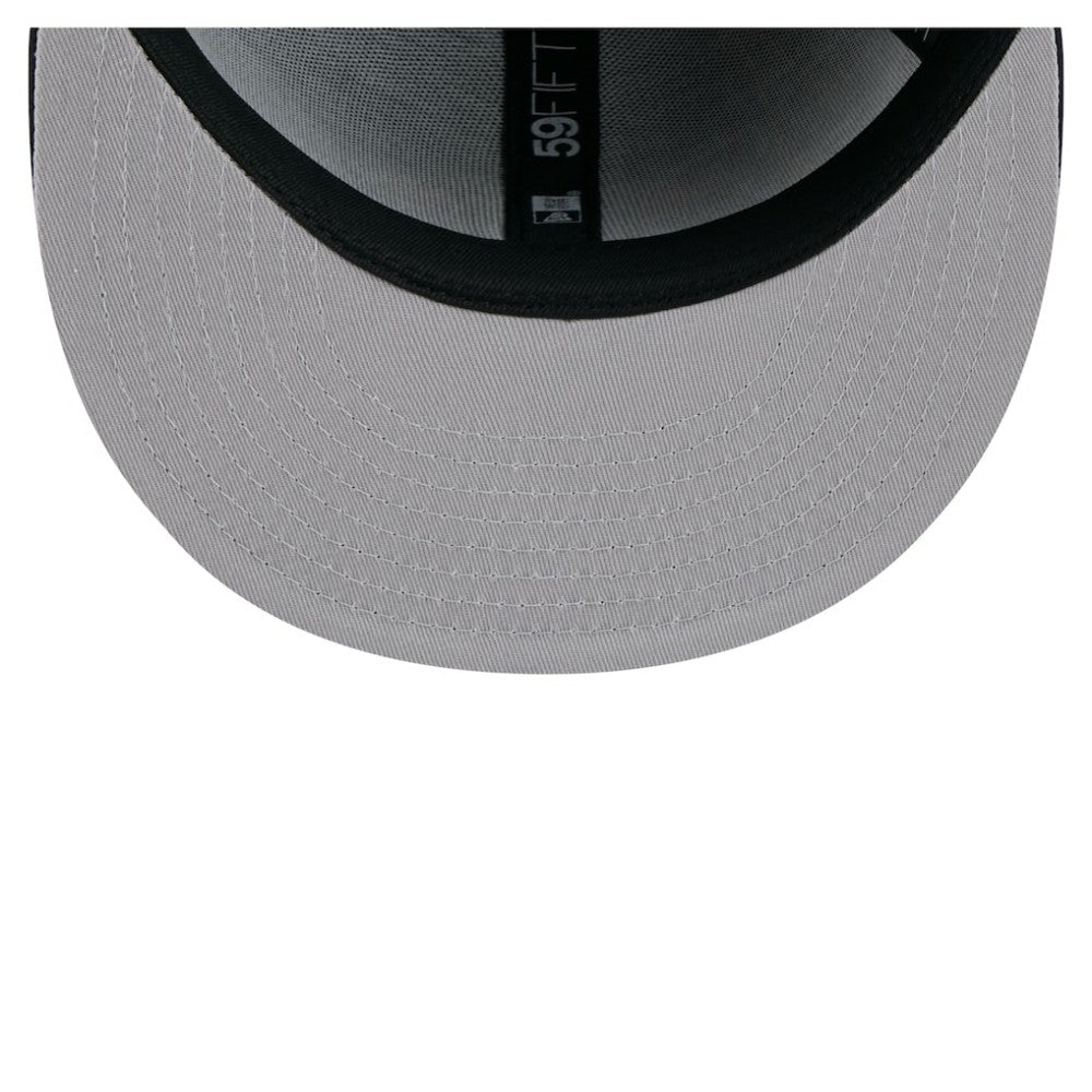 Houston Astros New Era Yarn Stitch 59FIFTY Fitted Hat Lifestyle