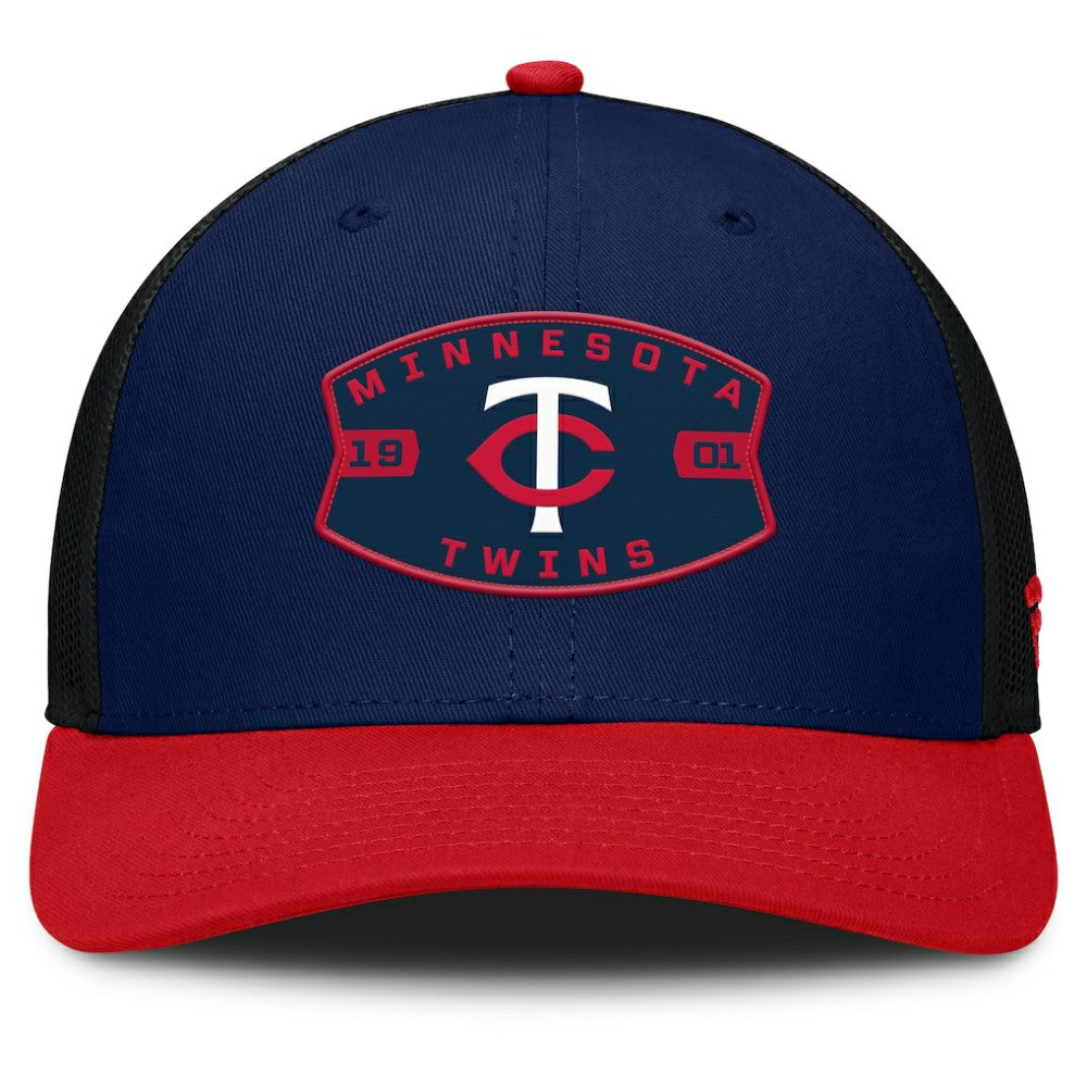 Minnesota Twins Fanatics Cutoff Adjustable Trucker Hat Lifestyle