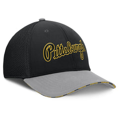 Pittsburgh Pirates Fanatics Pennant Flex Hat Lifestyle