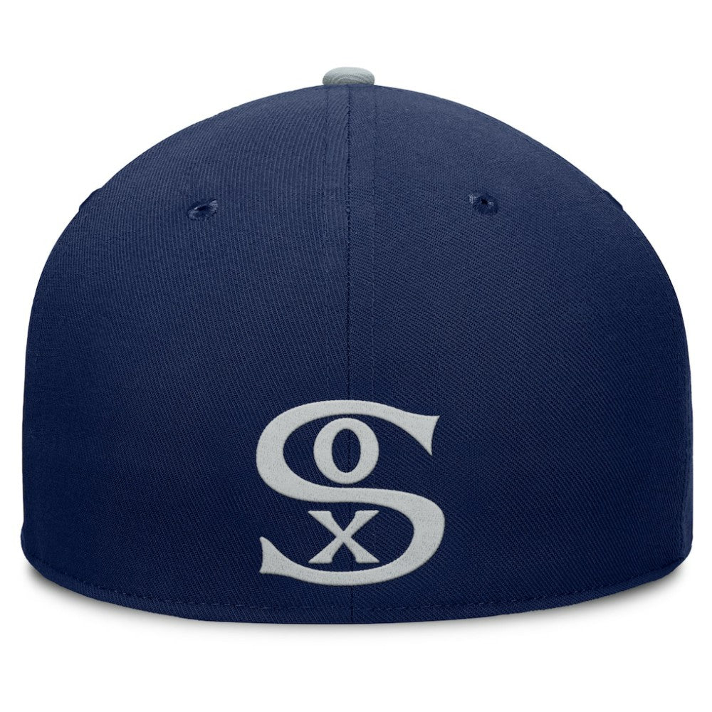 Chicago White Sox Fanatics Yard Fitted Hat Lifestyle