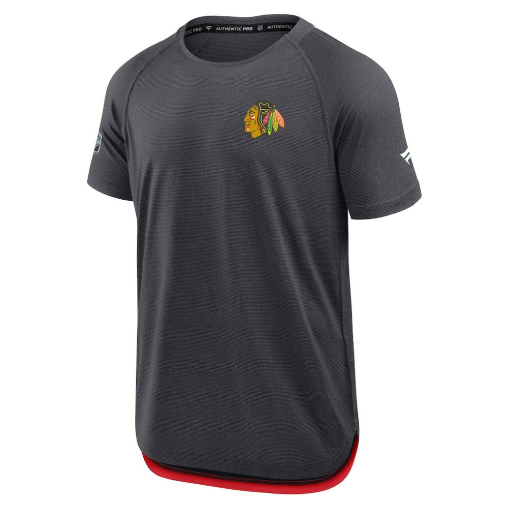Chicago Blackhawks Fanatics Authentic Pro Rink Raglan Performance T-Shirt Charcoal