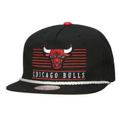 Mitchell & Ness - Chicago Bulls Ascend Deadstock Snapback Hat - Black