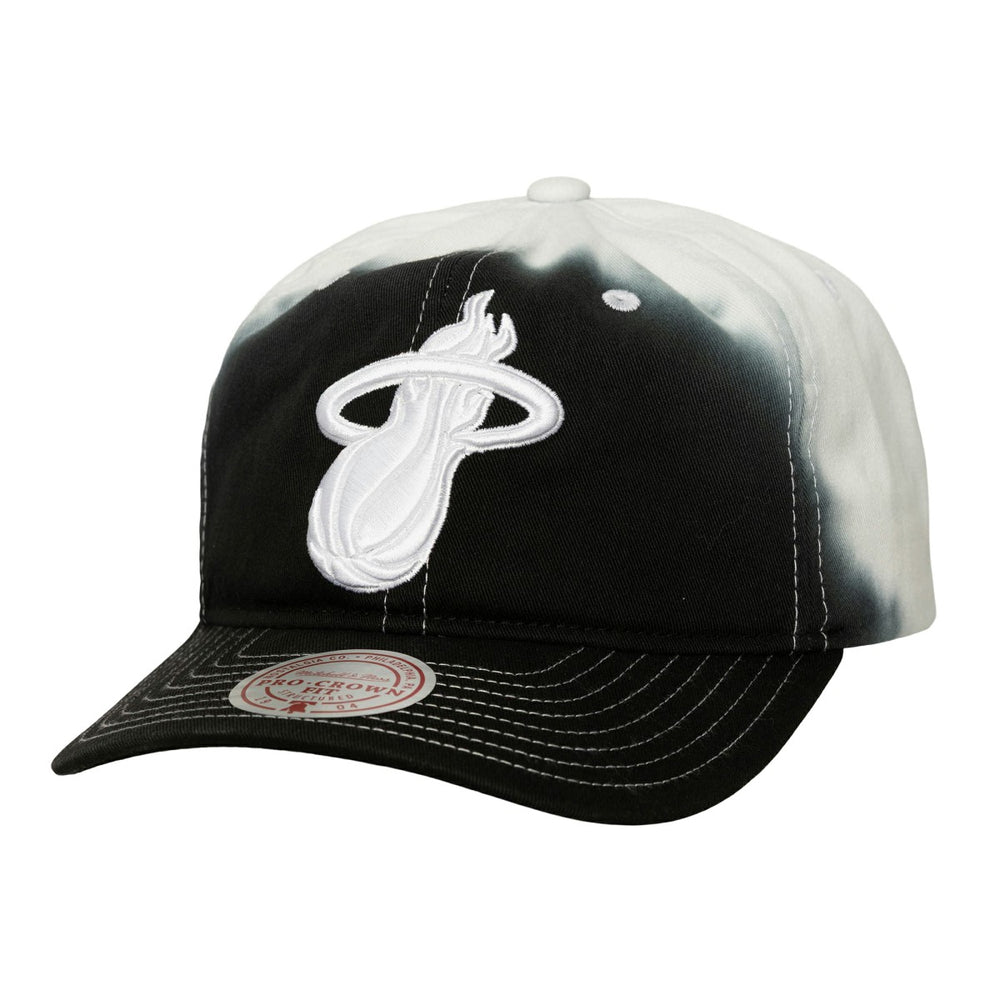 Mitchell & Ness - Miami Heat Dip Dye Pro Crown Adjustable Hat - Black/White
