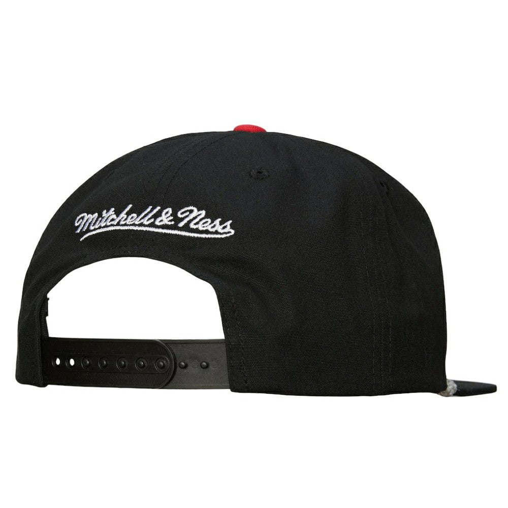 Chicago Blackhawks Mitchell & Ness Ascend Deadstock Snapback Hat Black