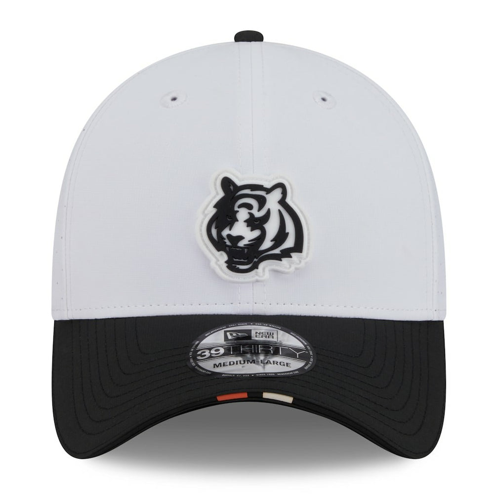 Cincinnati Bengals New Era 2025 NFL Training Camp 39THIRTY Flex Hat White/Black - NFL