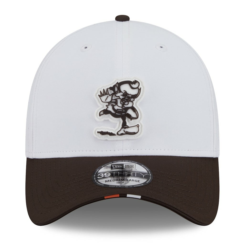Cleveland Browns New Era 2025 NFL Training Camp Throwback Logo 39THIRTY Flex Hat White/Brown - NFL