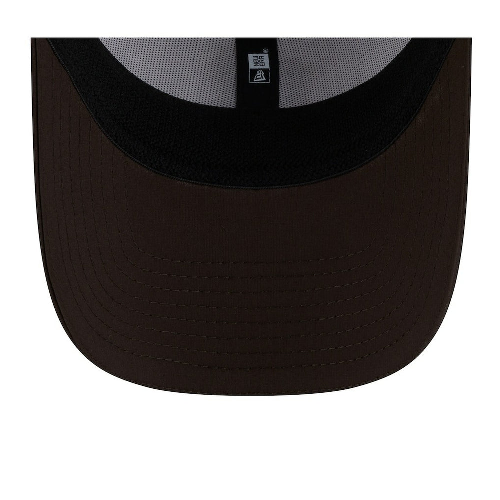 Cleveland Browns New Era 2025 NFL Training Camp Throwback Logo 39THIRTY Flex Hat White/Brown - NFL