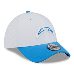 Los Angeles Chargers New Era 2025 NFL Training Camp 39THIRTY Flex Hat White/Powder Blue - NFL