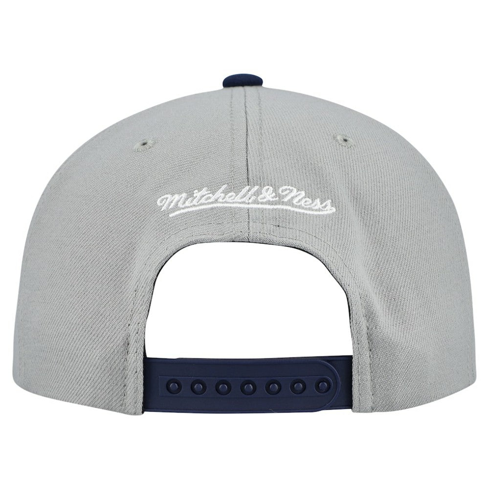 New York Yankees Mitchell & Ness Cooperstown Collection Basic Flip Snapback Hat Online