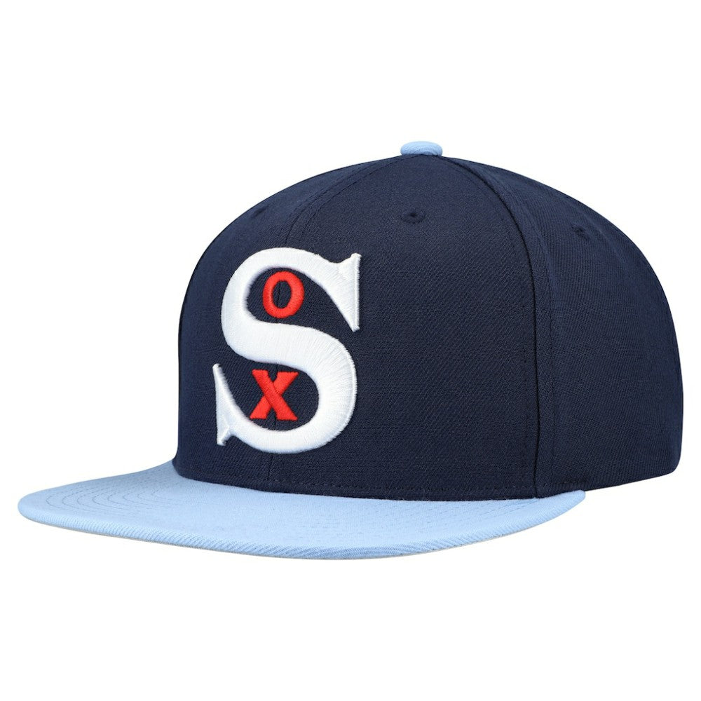 Chicago White Sox Mitchell & Ness Cooperstown Collection Basic Flip Snapback Hat Sale