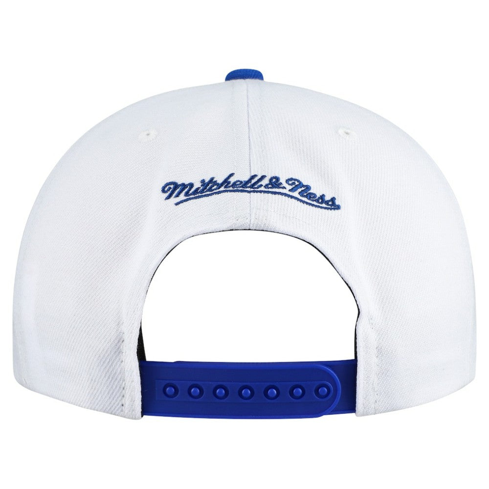 Chicago White Sox Mitchell & Ness Cooperstown Collection Basic Flip Snapback Hat Lifestyle