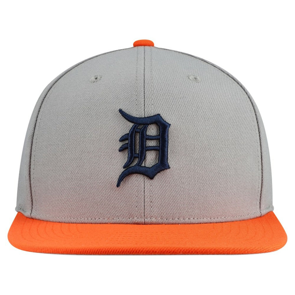 Detroit Tigers Mitchell & Ness Basic Flip Snapback Hat Sale