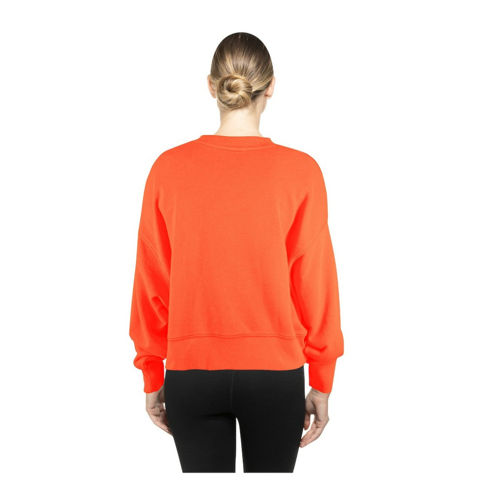 San Francisco Giants New Era Women's Boxy Mineral Wash Dolmen Sleeve Cropped Sweatshirt Lifestyle