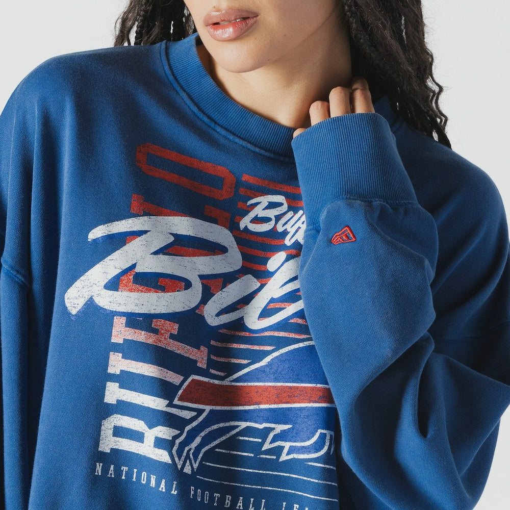 Buffalo Bills New Era Women's Oversized Throwback Mineral Wash Crew Neck Sweatshirt Royal - NFL