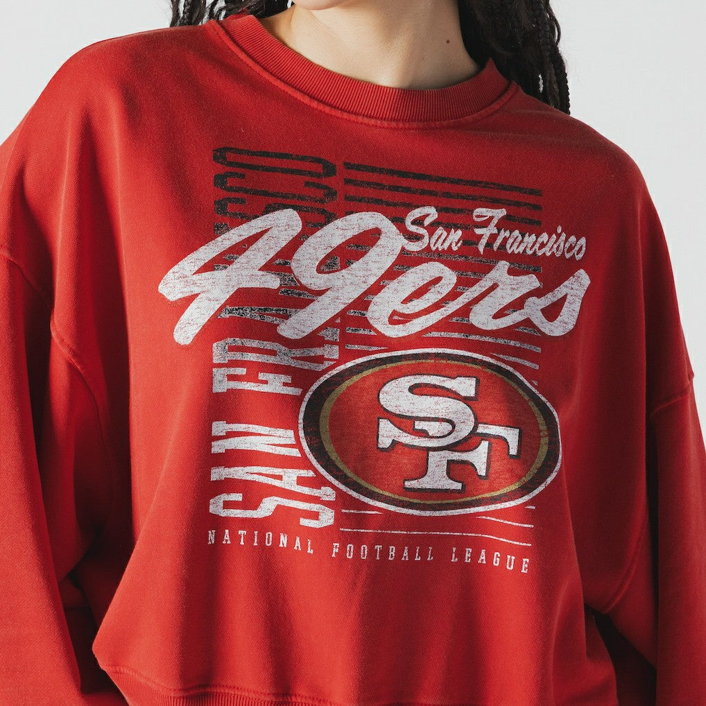 San Francisco 49ers New Era Women's Oversized Throwback Mineral Wash Crew Neck Sweatshirt Scarlet - NFL