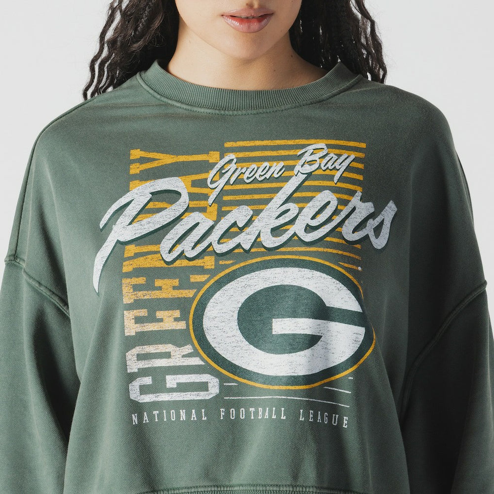 Green Bay Packers New Era Women's Oversized Throwback Mineral Wash Crew Neck Sweatshirt Green - NFL