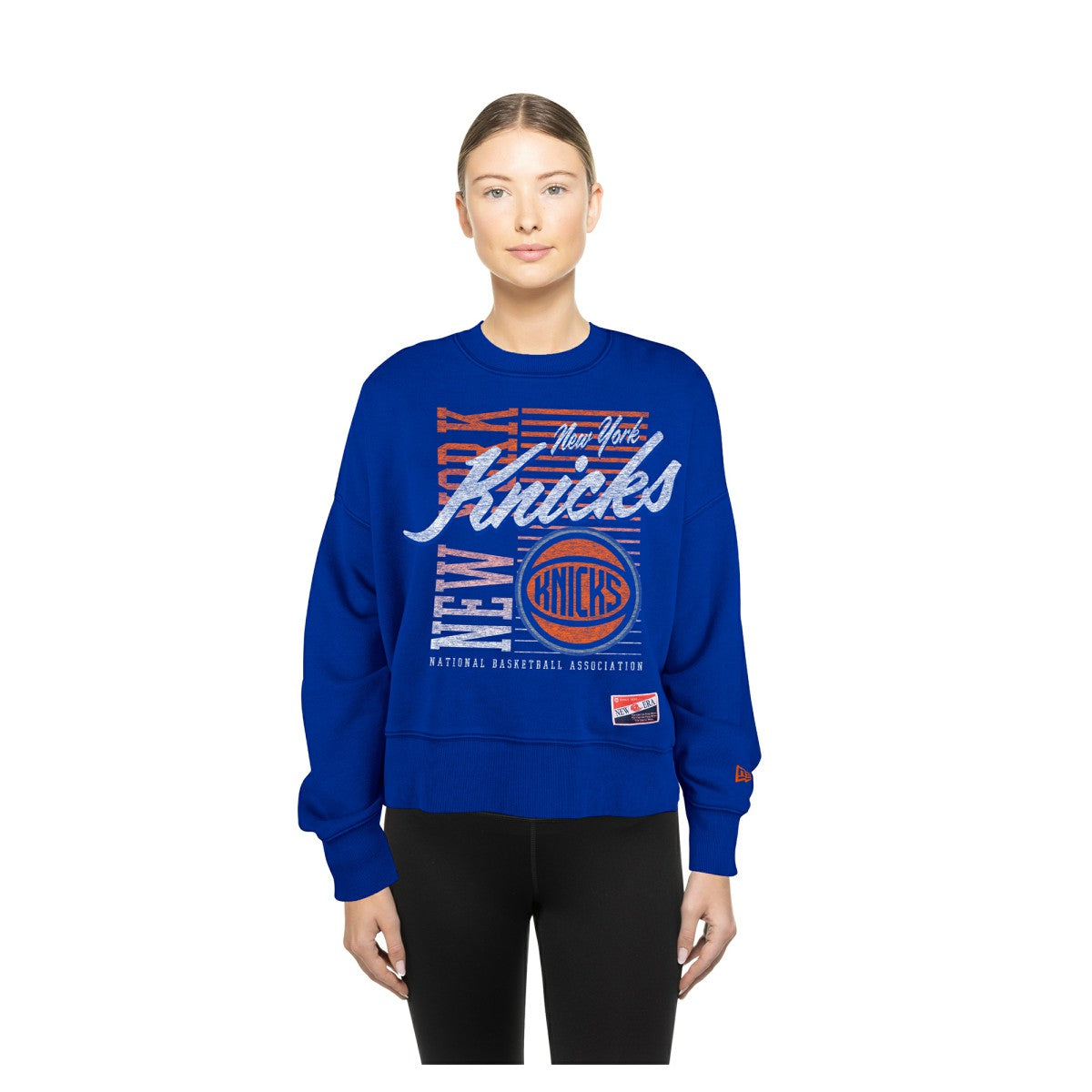 New Era - New York Knicks Women's Boxy Throwback Mineral Wash Sweatshirt - Blue