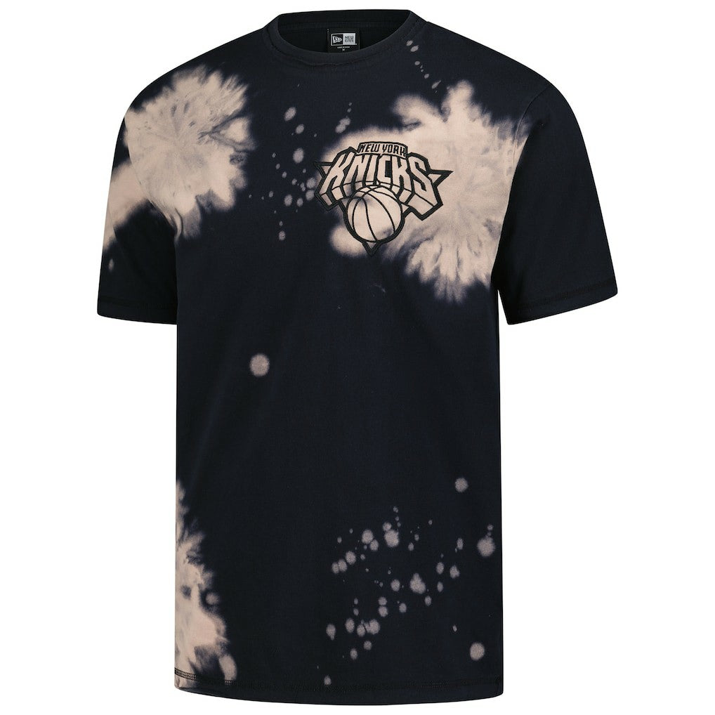 New Era - New York Knicks Injection Bleached Out Raw Edge Oversized T-Shirt - Black