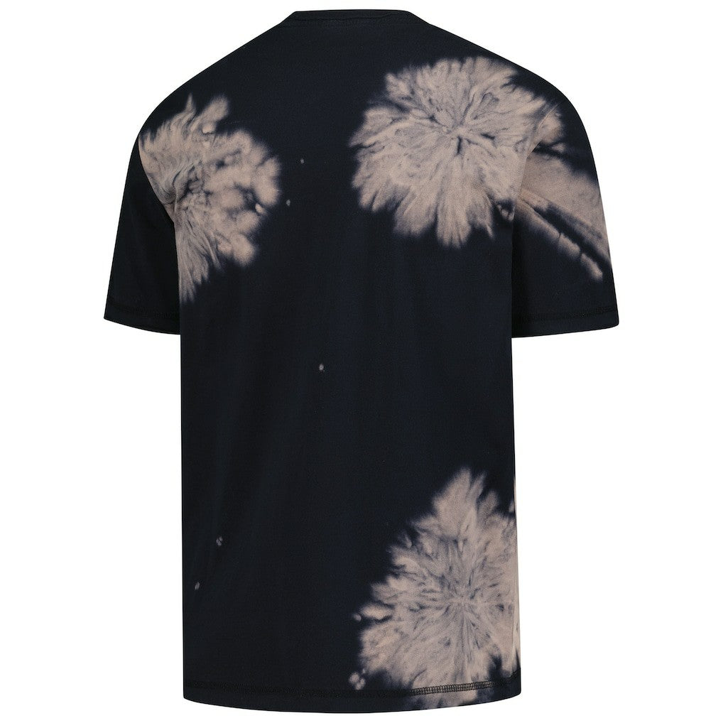 New Era - New York Knicks Injection Bleached Out Raw Edge Oversized T-Shirt - Black