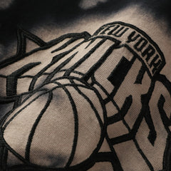 New Era - New York Knicks Injection Bleached Out Raw Edge Oversized T-Shirt - Black