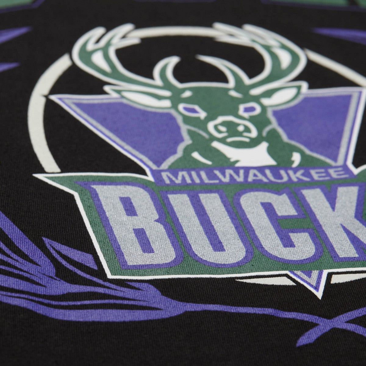 Mitchell & Ness - Milwaukee Bucks NBA x Michelob Ultra Rewind II T-Shirt - Black