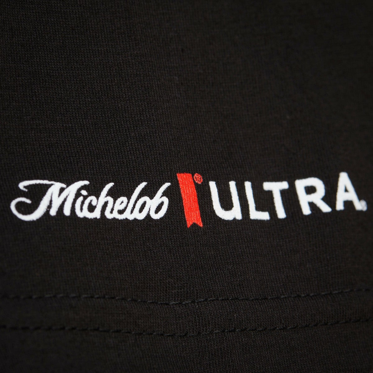 Mitchell & Ness - Milwaukee Bucks NBA x Michelob Ultra Rewind II T-Shirt - Black