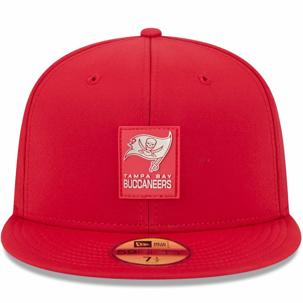 Tampa Bay Buccaneers New Era 2025 Sideline 59FIFTY Fitted Hat Red - NFL