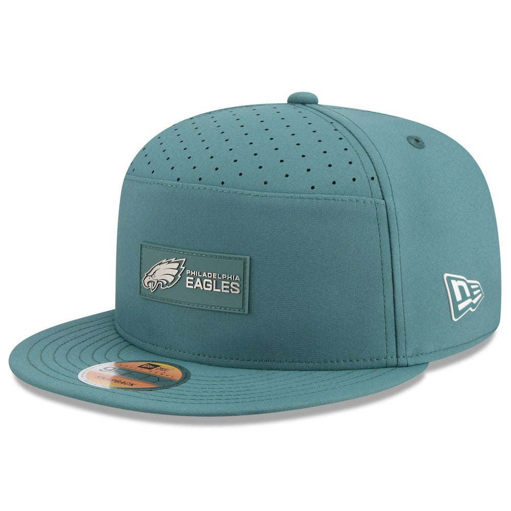 Philadelphia Eagles New Era 2025 Sideline Split Panel 9FIFTY Snapback Hat Midnight Green - NFL