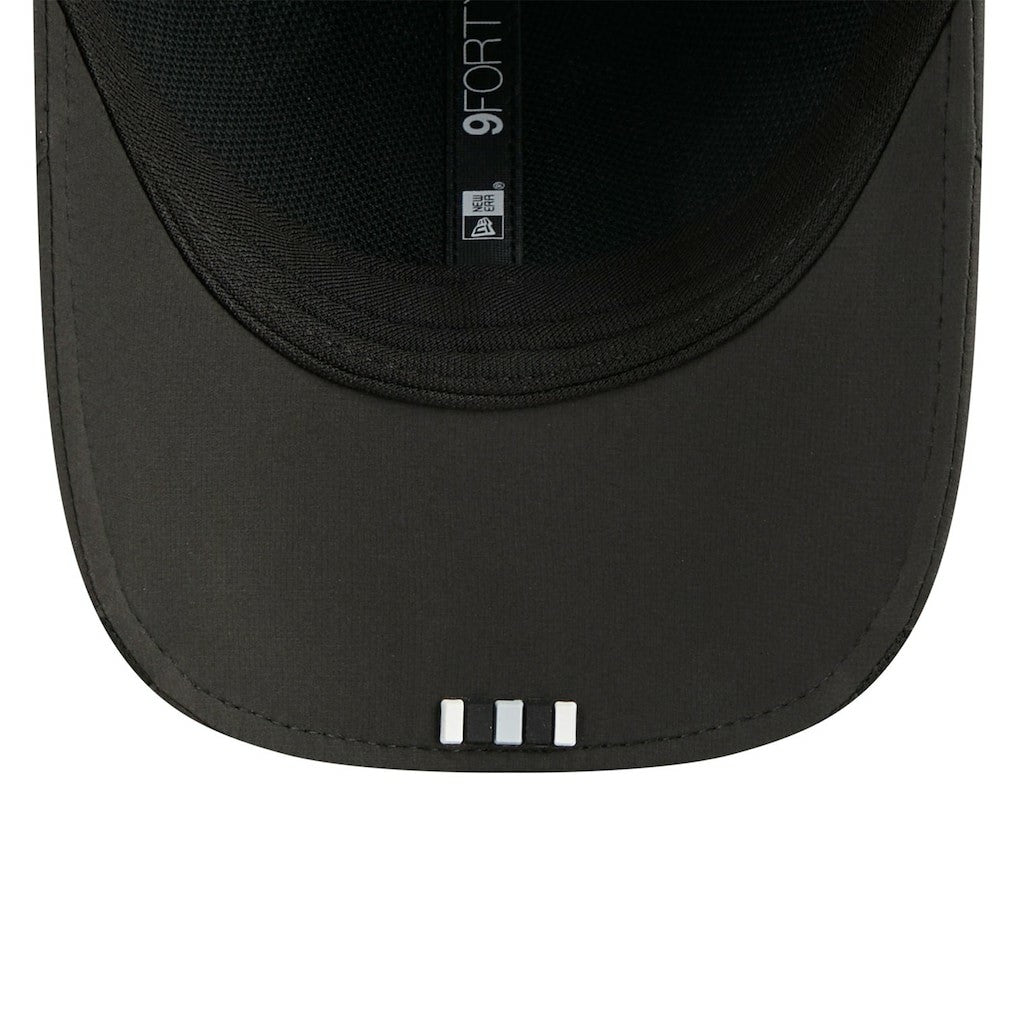 Las Vegas Raiders New Era 2025 Sideline M-Crown 9FORTY Adjustable Hat Black - NFL