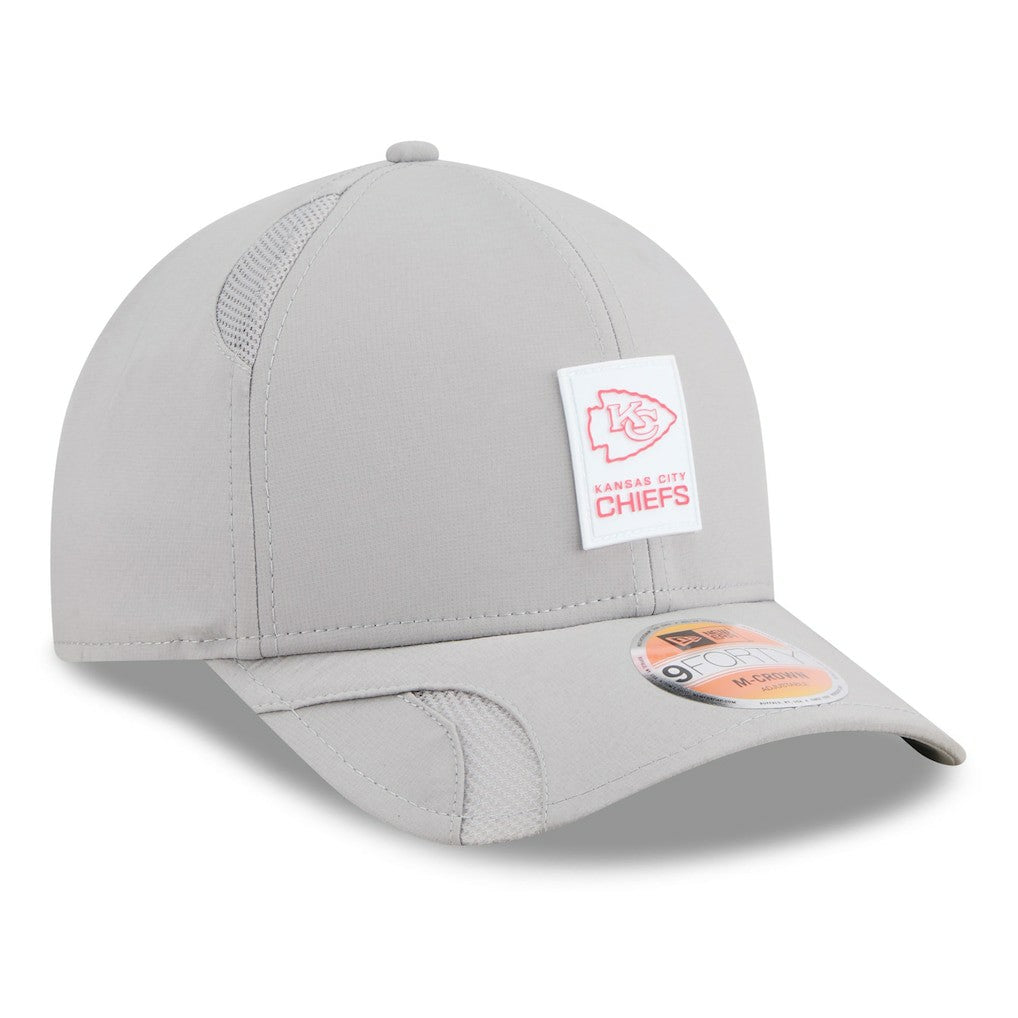 Kansas City Chiefs New Era 2025 Sideline M-Crown 9FORTY Adjustable Hat Gray - NFL