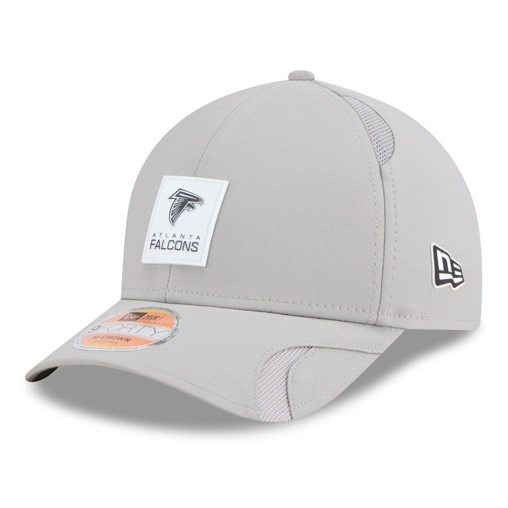 Atlanta Falcons New Era 2025 Sideline M-Crown 9FORTY Adjustable Hat Gray - NFL