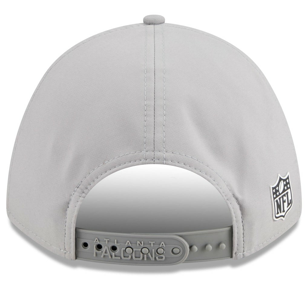 Atlanta Falcons New Era 2025 Sideline M-Crown 9FORTY Adjustable Hat Gray - NFL