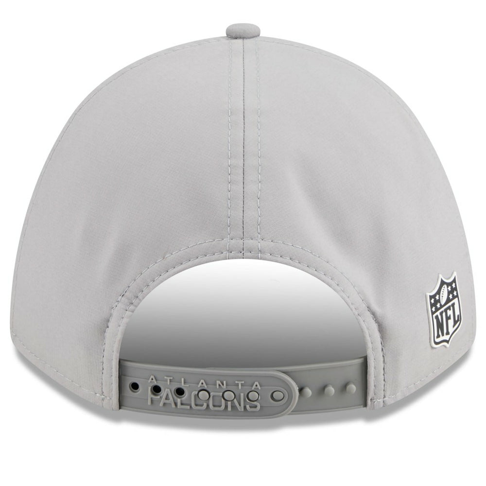 Atlanta Falcons New Era 2025 Sideline M-Crown 9FORTY Adjustable Hat Gray - NFL