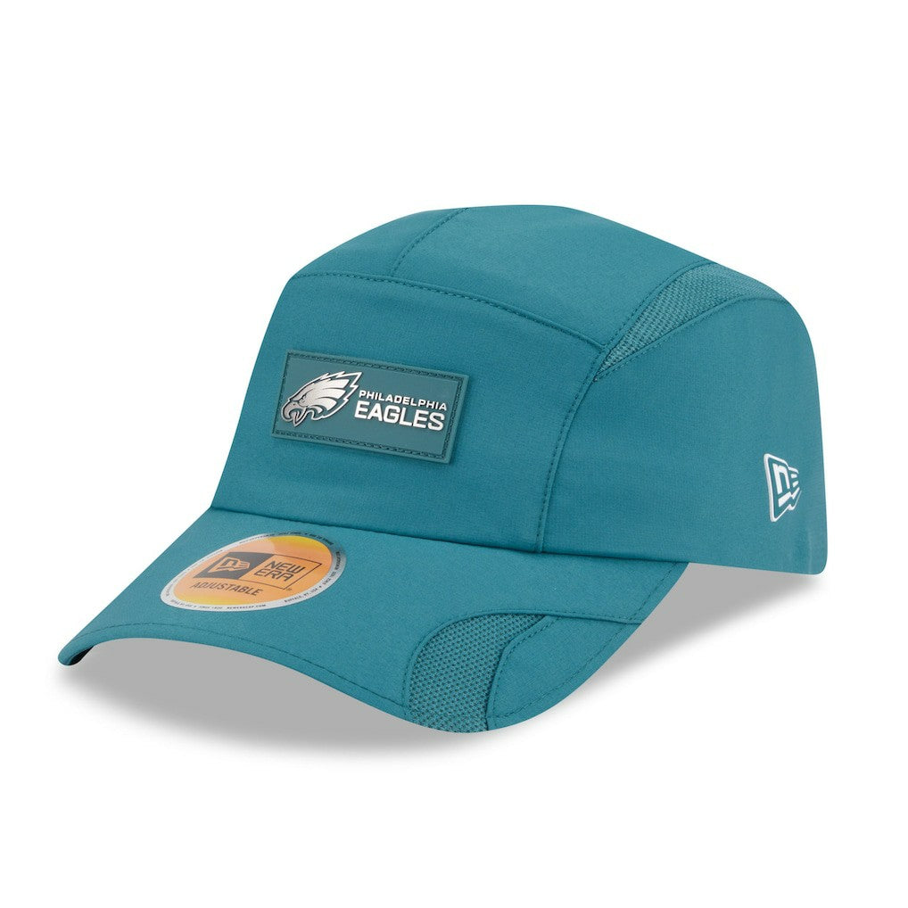 Philadelphia Eagles New Era 2025 Sideline Runner Adjustable Hat Midnight Green - NFL