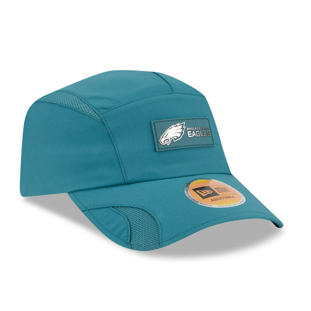 Philadelphia Eagles New Era 2025 Sideline Runner Adjustable Hat Midnight Green - NFL